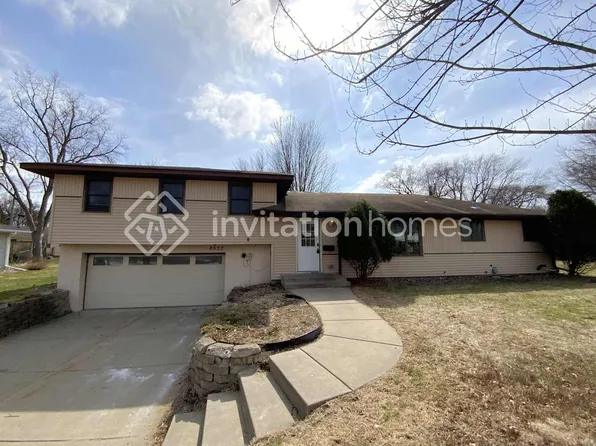 8532 Thomas Ave S, Bloomington, MN 55431
