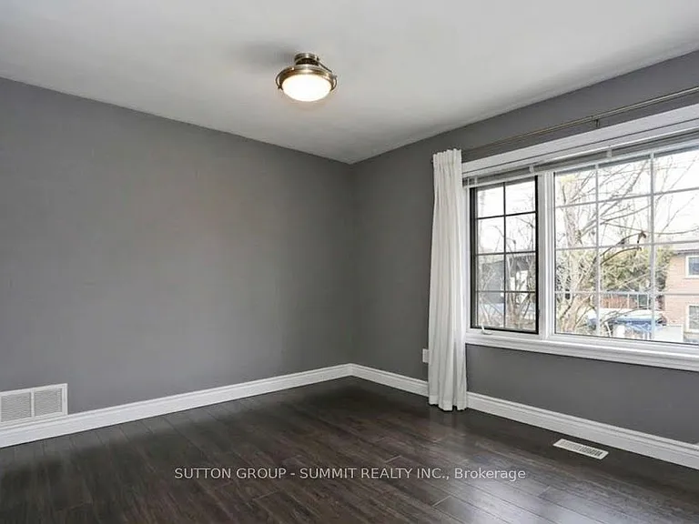 1065 Bomorda Dr — Photo 6