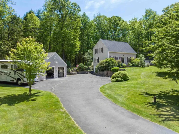 39 Nathaniel Brown Drive, Fremont, NH 03044