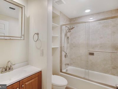 18301 Nob Hill Dr, Triangle, VA, 22172