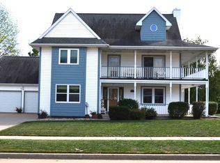 1111 Park Ridge Ave, Oshkosh, WI 54901