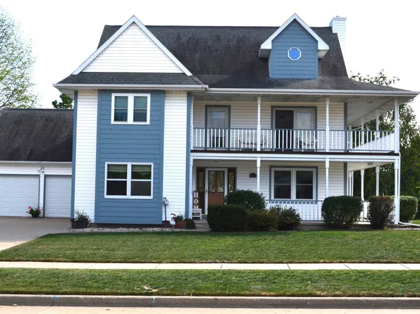 1111 Park Ridge Ave, Oshkosh, WI 54901