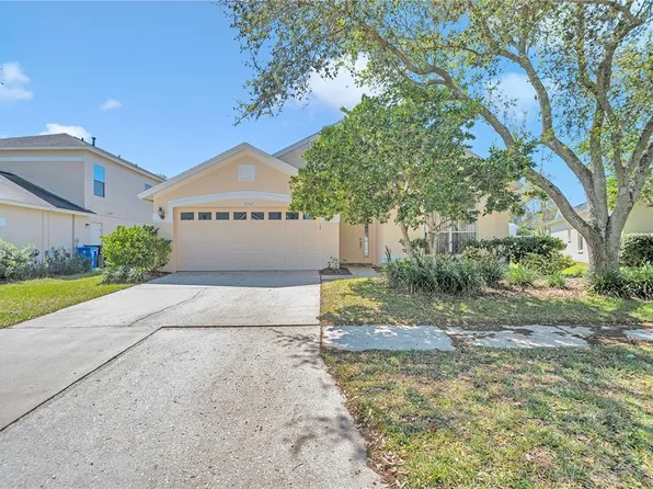 17742 Esprit Dr, Tampa, FL 33647