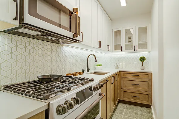 Sold by Compass | media 24