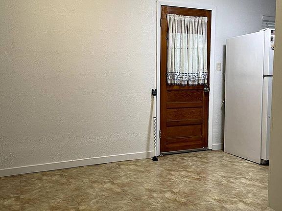 5th image of 18 Hortencia Blvd