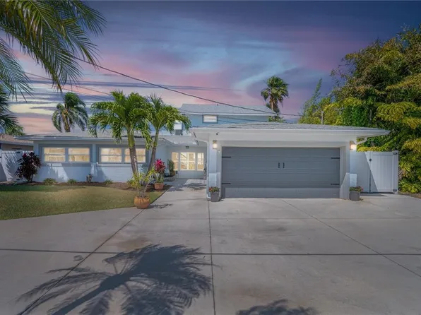 564 Crystal Dr, Madeira Beach, FL 33708