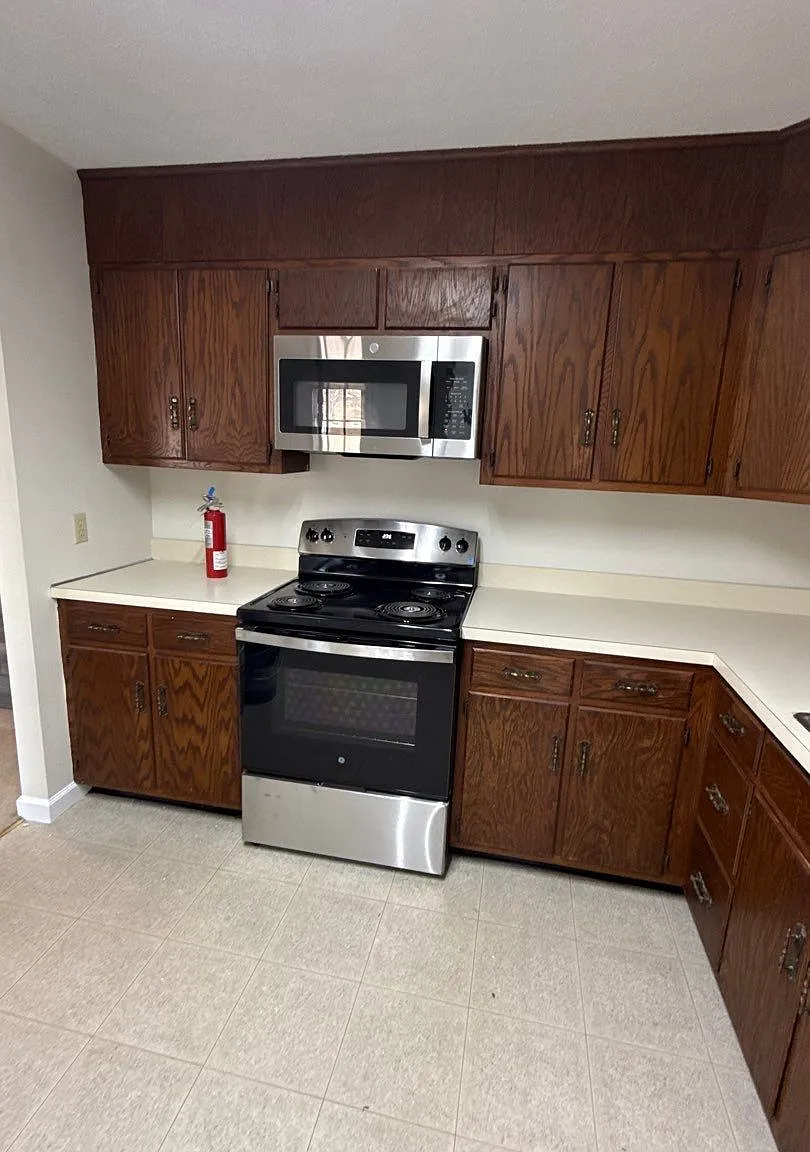 2 bed, 980 sqft, $1,750 — Photo 4