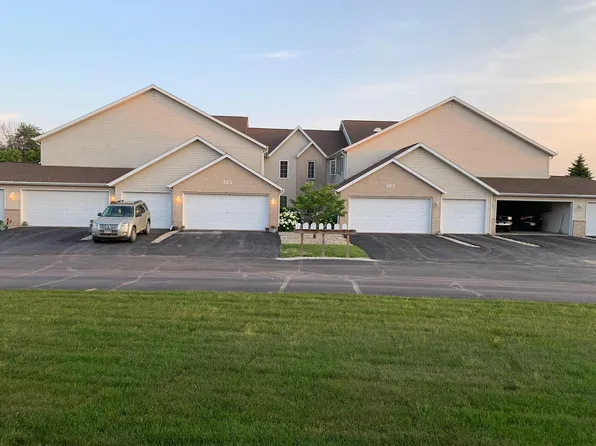 923 Prestwick Unit 5, Waterford, WI 53185