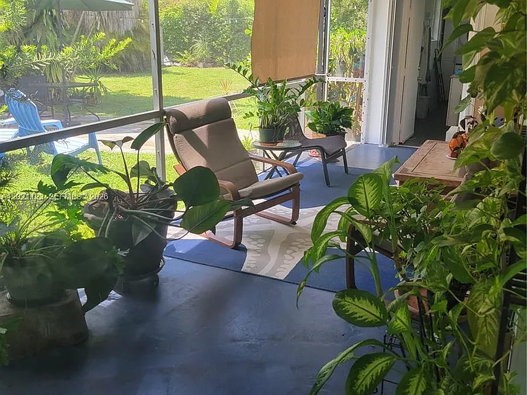 13220 SW 99th Pl — Photo 14