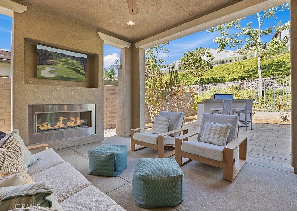1st image of 72 Cerrero Ct