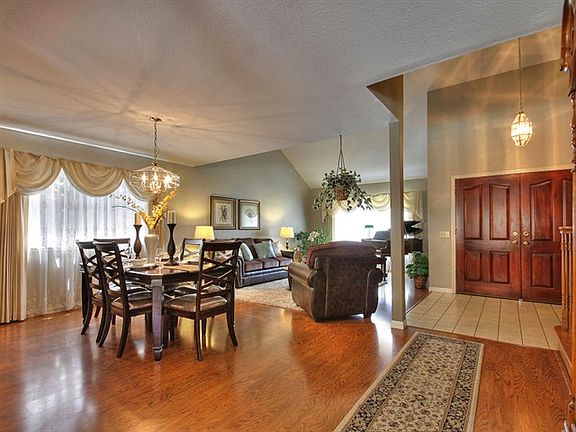 2nd image of 4172 Littleworth Way