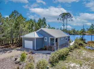 174 Lake Mc Kissack Ln, Carrabelle, FL 32322
