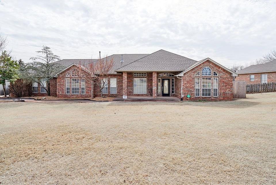 1st image of 900 Driver Ln