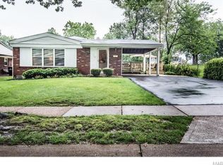 7163 White Oak Ln, Saint Louis, MO 63130