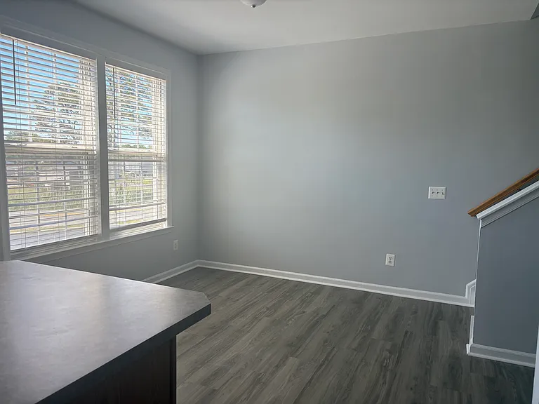 35574 N Gloucester Cir — Photo 6