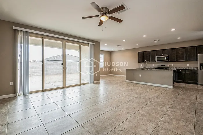 30151 W Clarendon Ave — Photo 7