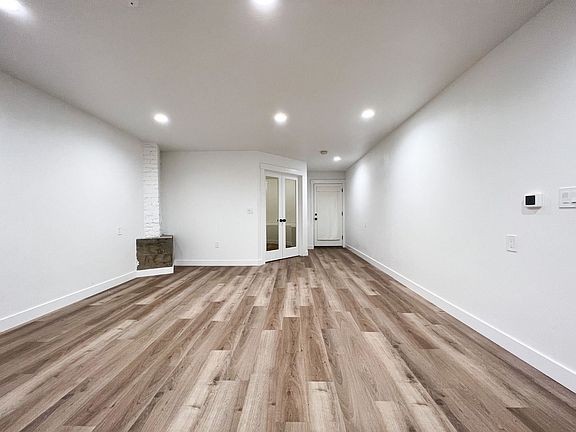 3rd image of 1318-1320 F St #1320-F