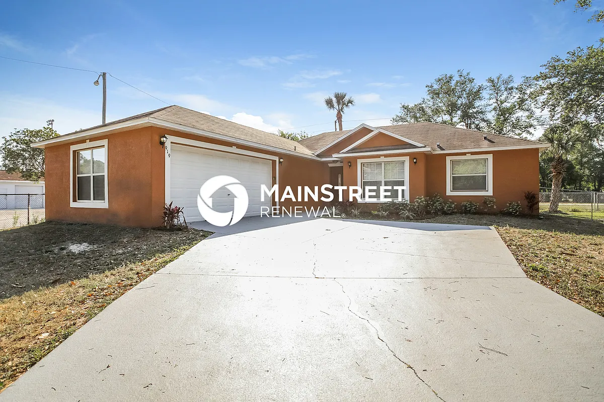 Front View - 919 Cumbran Ln