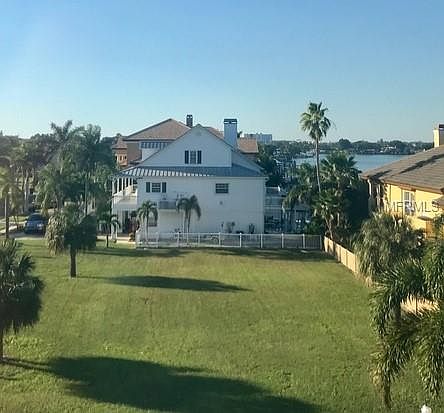 1st image of Kipps Colony Dr S