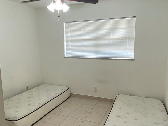 5th image of 5373 SW 40th Ave #20