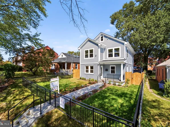 1516 Evarts St NE, Washington, DC 20018