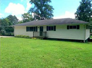 140 Pine St, Trenton, GA 30752