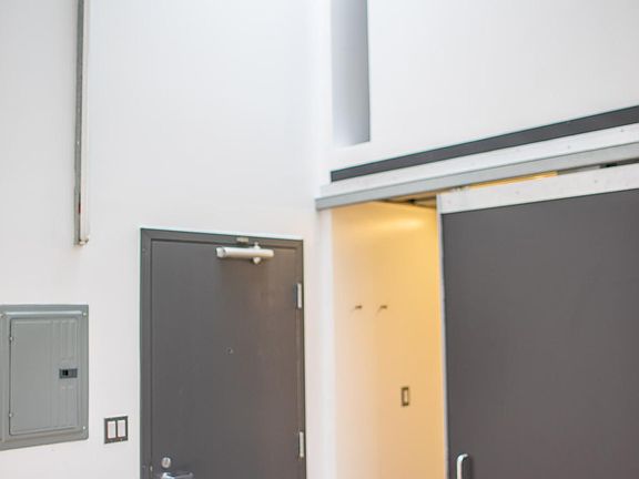 3rd image of 83 McAllister St APT 506