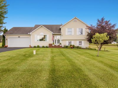 2009 Black Forest Ln, Traverse City, MI, 49696