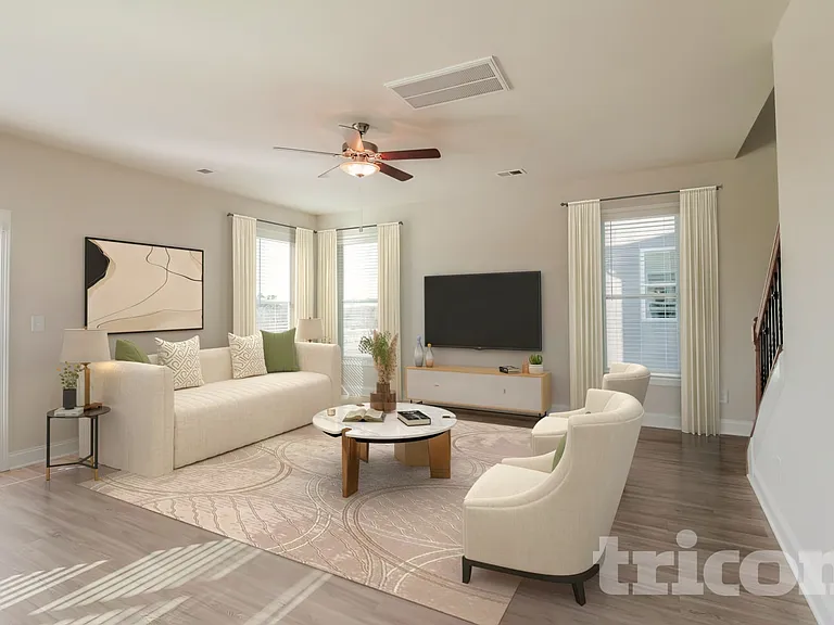 129 Kingshall Rd — Photo 3