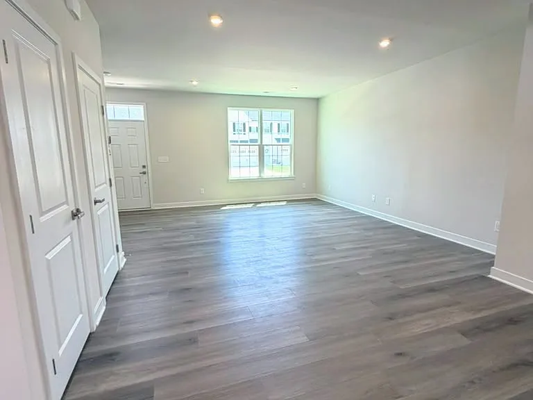7318 Childress Dr SW — Photo 7