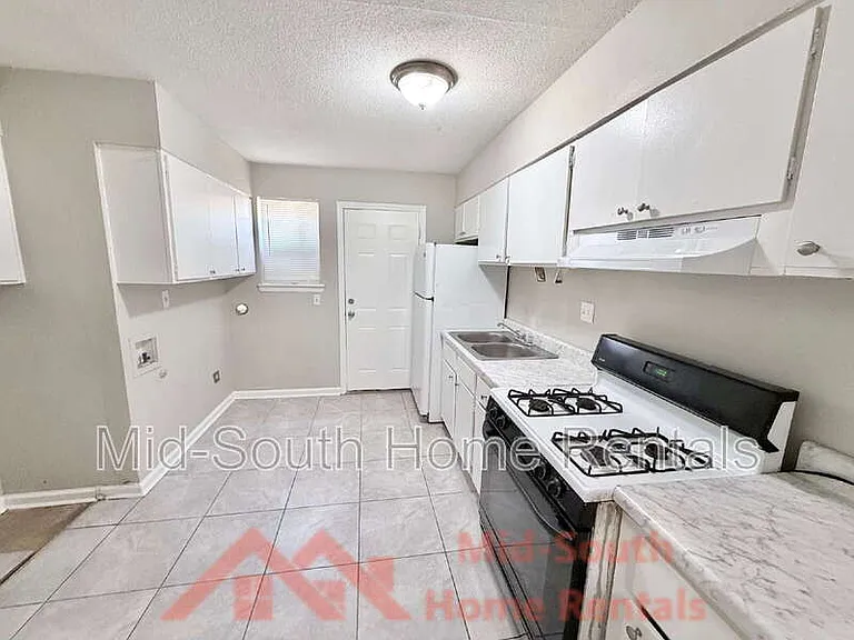 4077 Forest View Dr — Photo 5