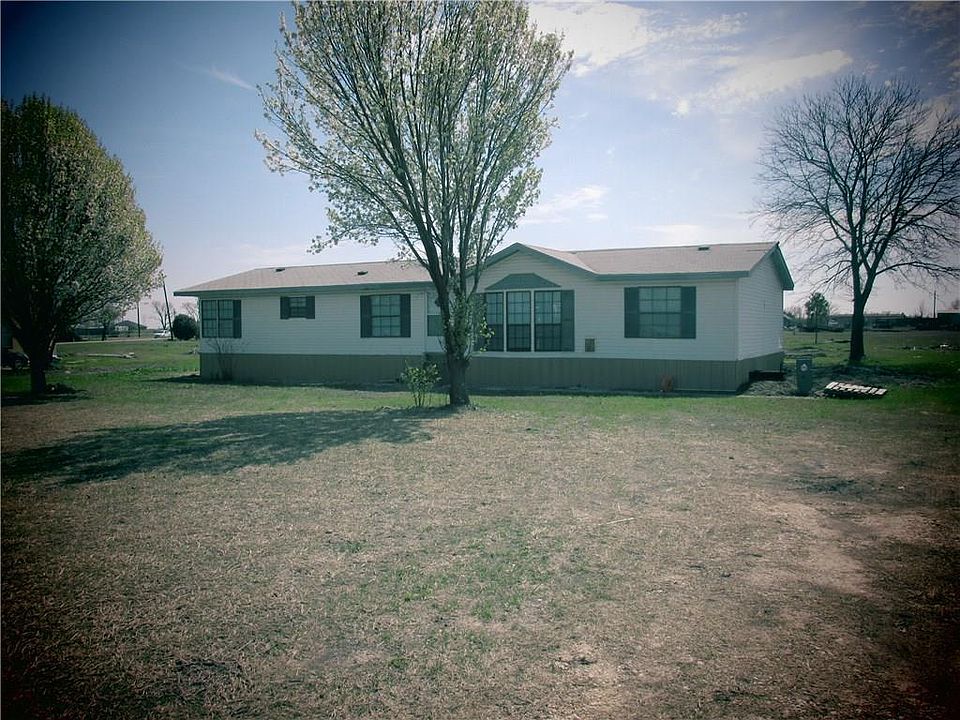 1st image of 3009 Shady Creek Cir
