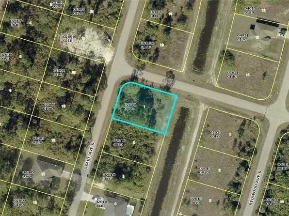 523 Osage Ave S, Lehigh Acres, FL 33974
