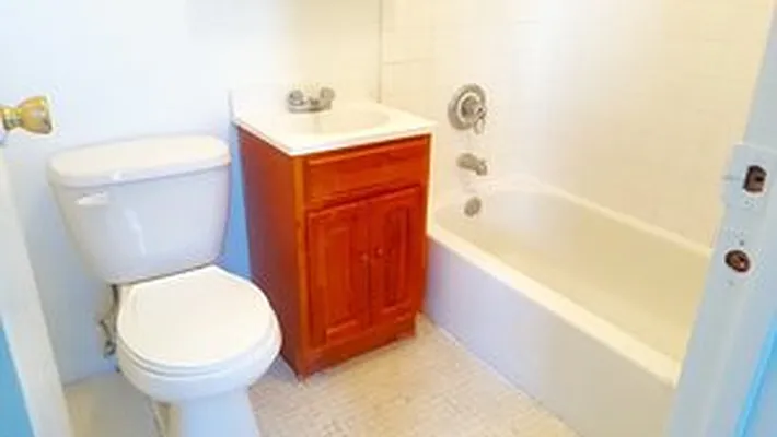 Rented by Landmine Realty LLC | media 4