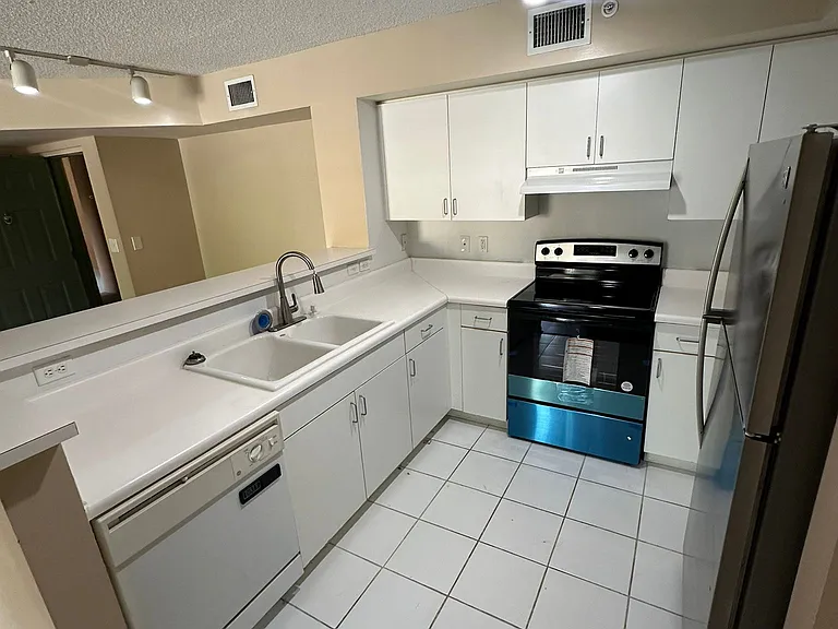 205-4828 State Highway 205 #205 — Photo 50