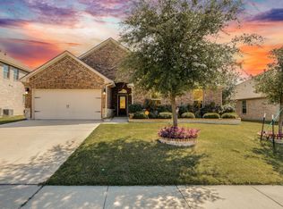 248 Georgetown Dr, Forney, TX 75126