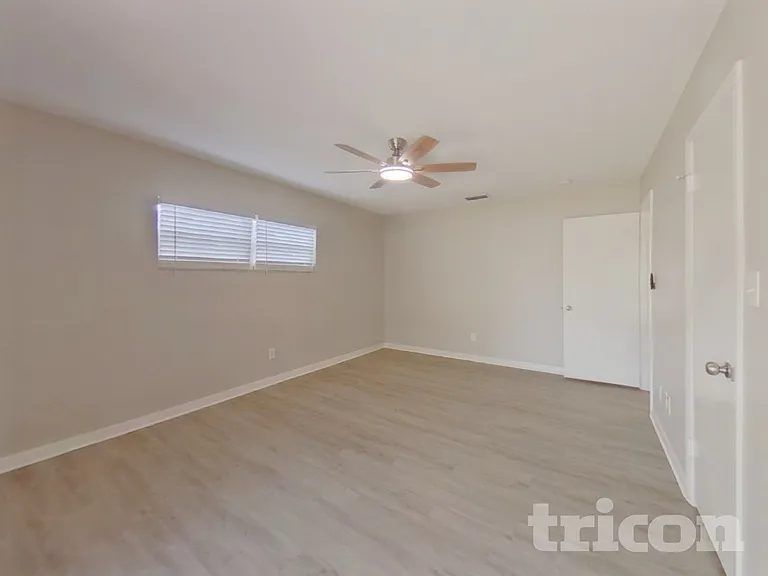 1550 Hobson St — Photo 12