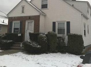 37 Jastram St, Providence, RI 02908