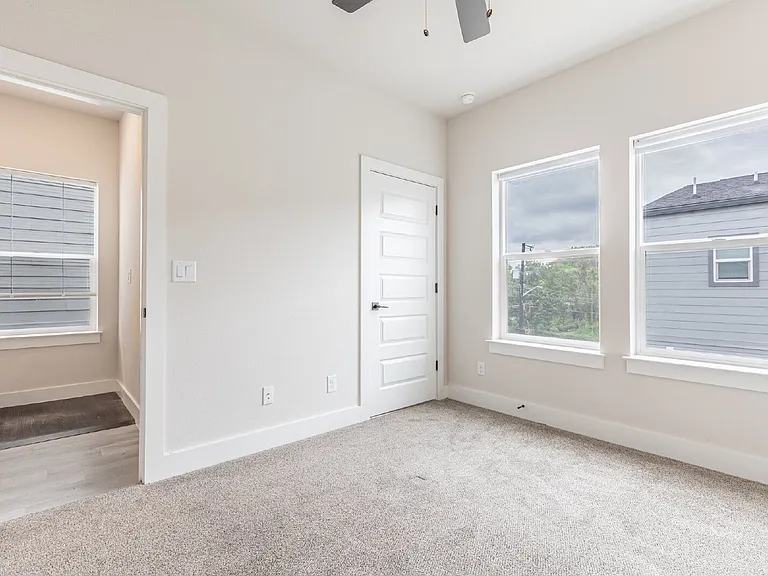 411 Ira Ave #2102 — Photo 19