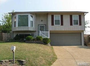 2652 Kimberly Anne Ln, Arnold, MO 63010