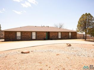 1707 La Cima Rd, Artesia, NM 88210