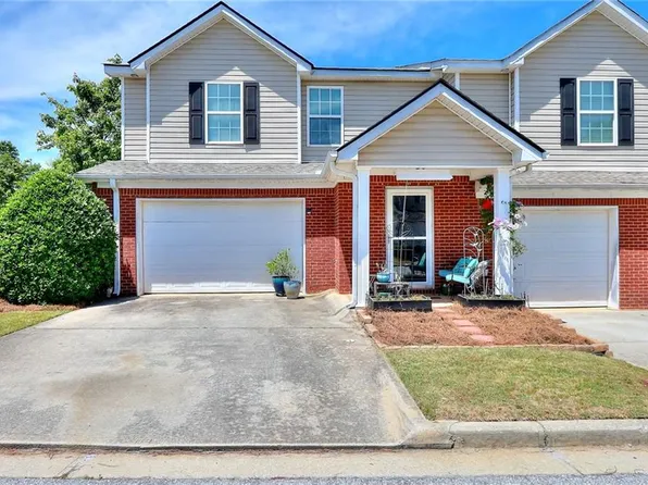 203 Tara Commons Walk, Loganville, GA 30052