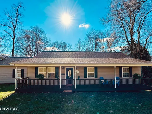 163 Hilltop Ln, Norris, TN 37828