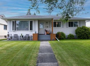 10623 75th St NW, Edmonton, AB T6A 2Z8