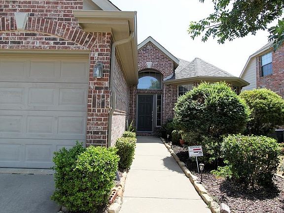2nd image of 3624 Karla Dr