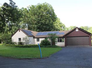 3516 School Rd, Kintnersville, PA 18930