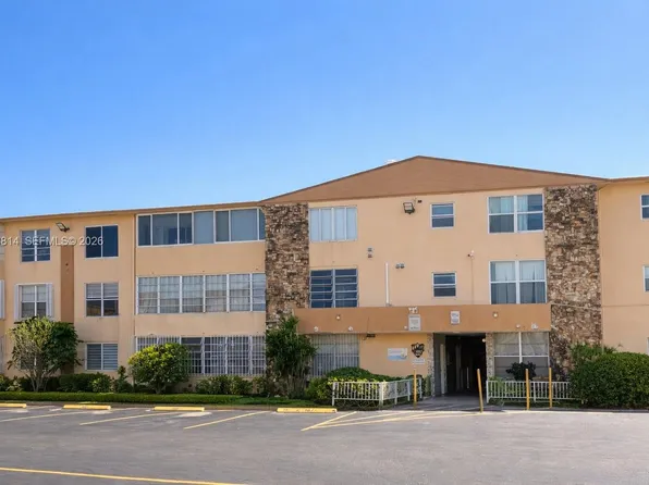 140 Royal Palm Rd APT 202, Hialeah Gardens, FL 33016