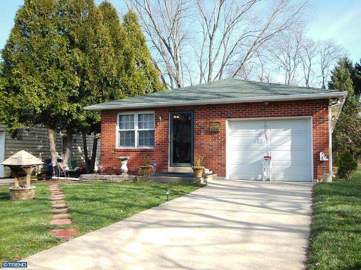 1st image of 827 Hornblende Ave