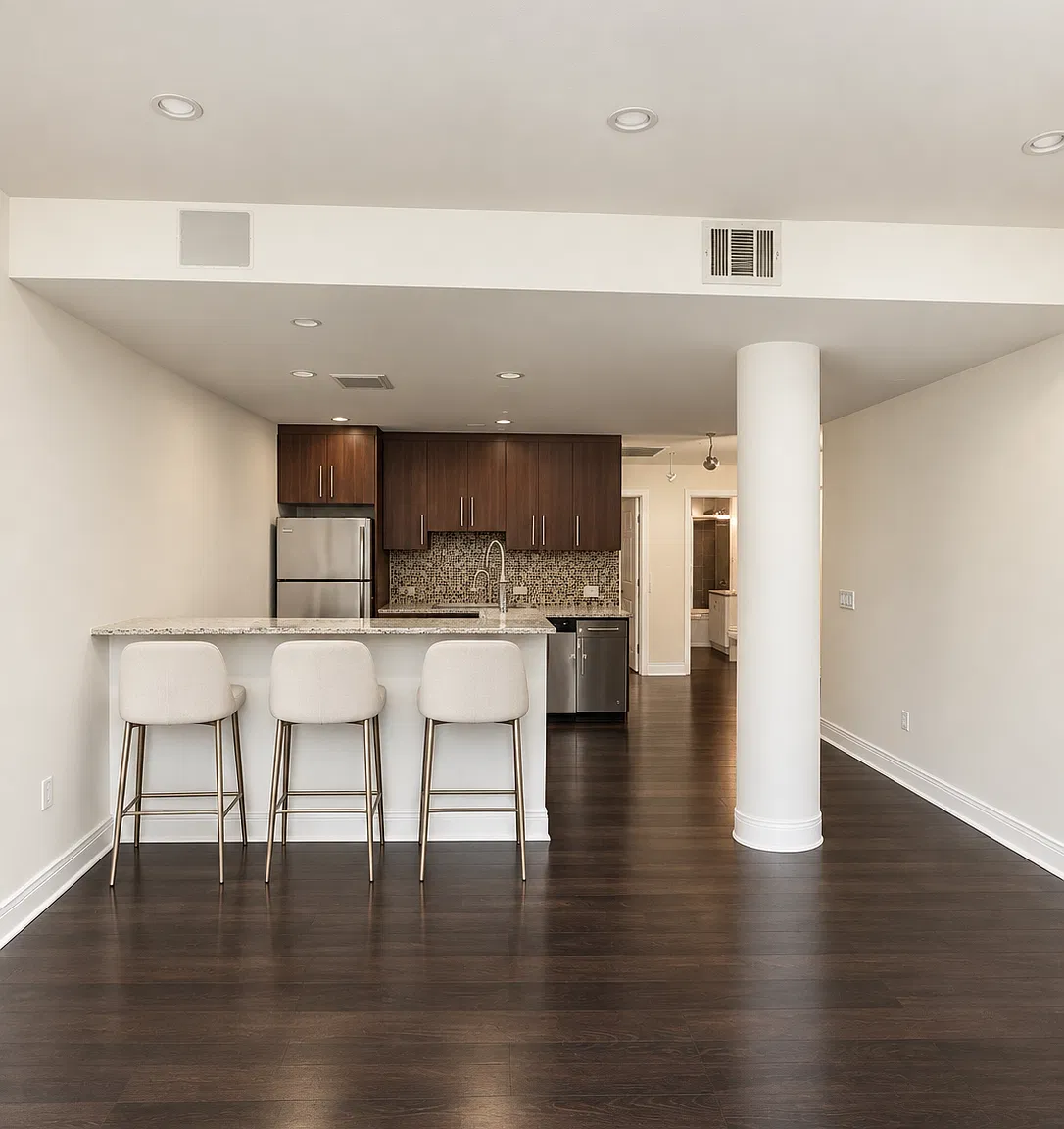 412 Kings Highway — Photo 2