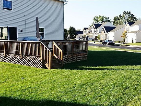 2nd image of 13152 Berry Blvd